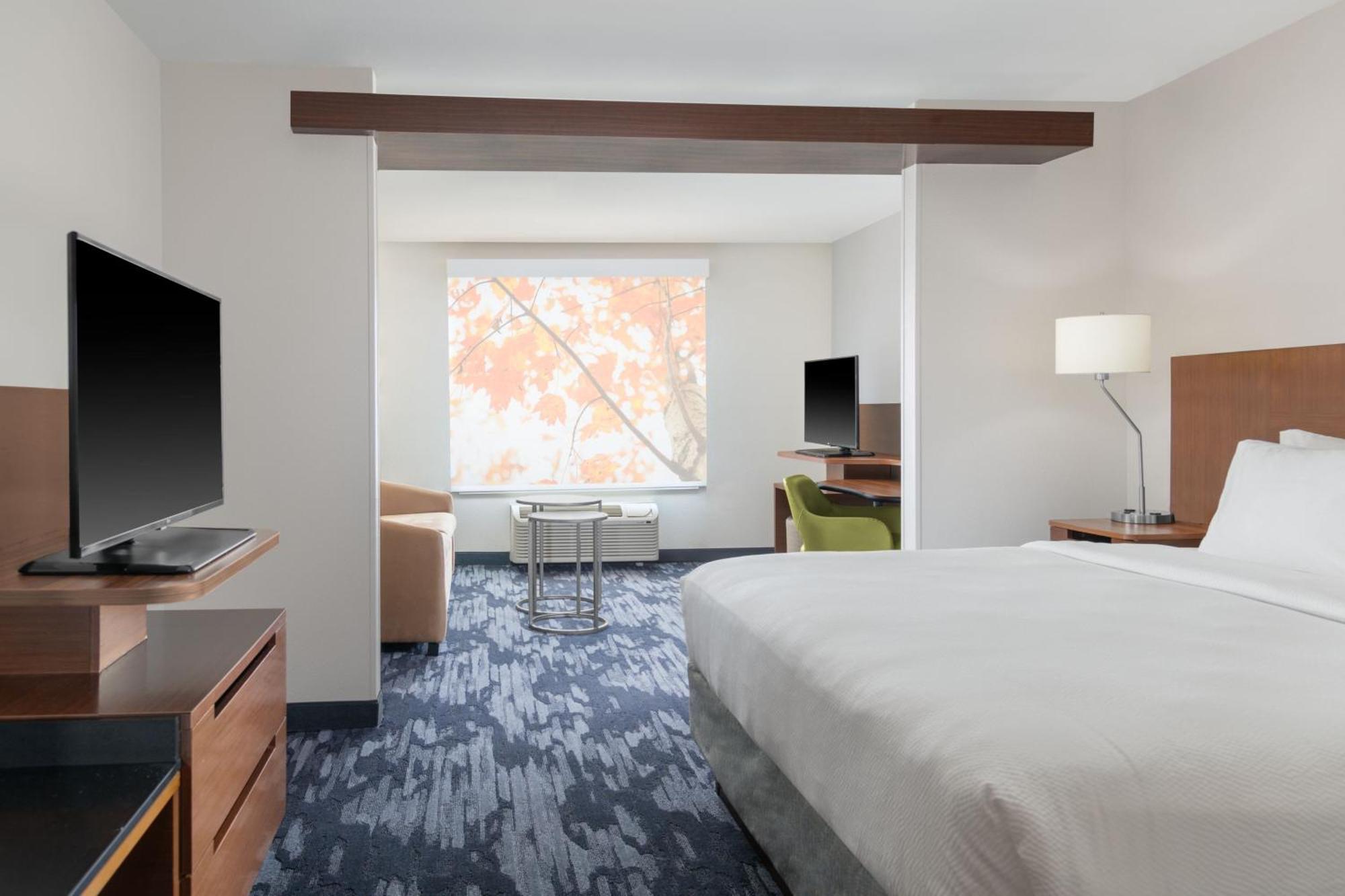 Fairfield Inn & Suites By Marriott Мартинсберг Экстерьер фото
